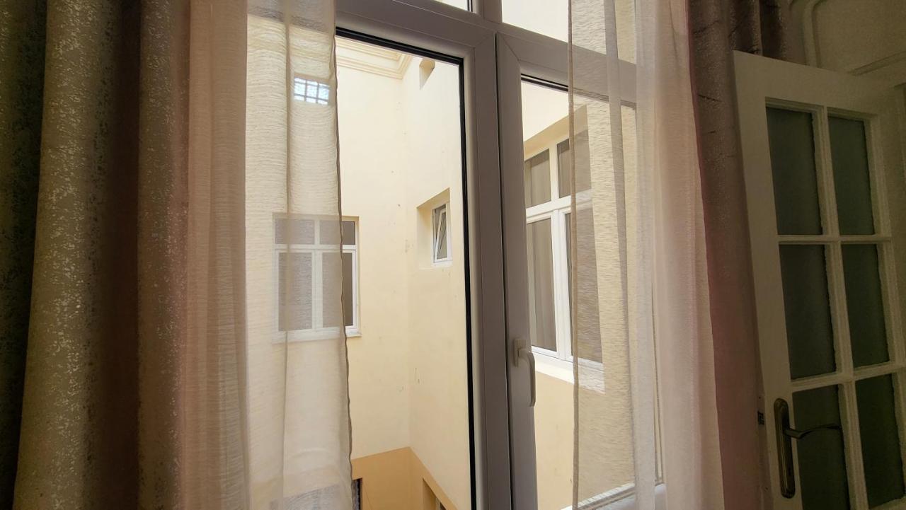 Eleven Apartment - Very Center - Free Parking Осиек Экстерьер фото